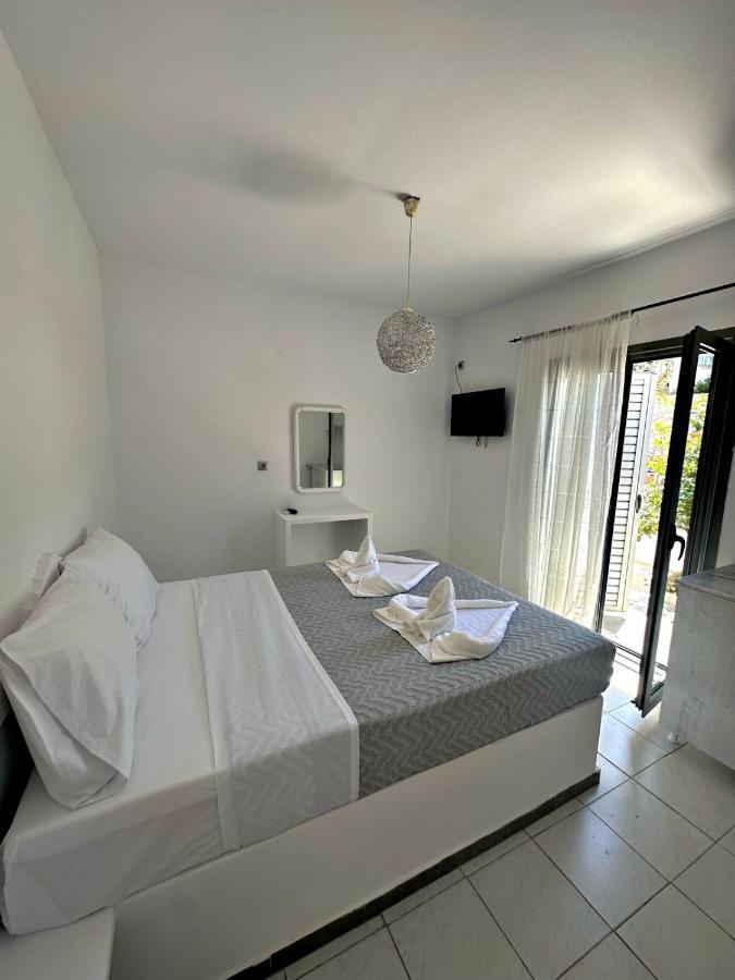 Santorini Style Rooms Vóthon Dış mekan fotoğraf